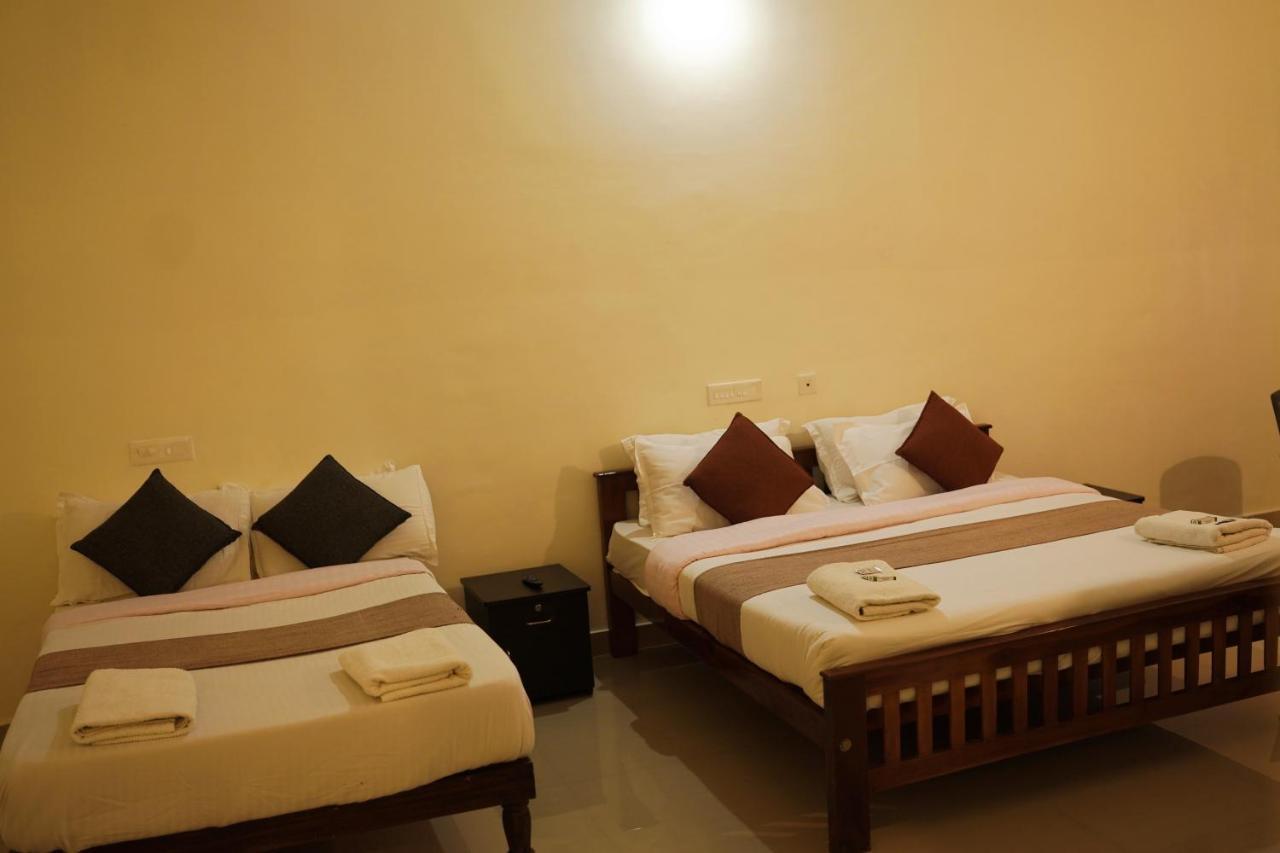 Wayanad Royal Stream Bed & Breakfast Калпата Екстериор снимка